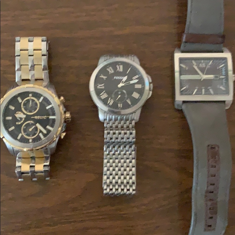 Bundle of 3 watches